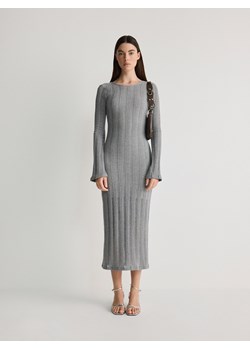 Reserved - Sukienka z odkrytymi plecami - jasnoszary ze sklepu Reserved w kategorii Sukienki - zdjęcie 171156458