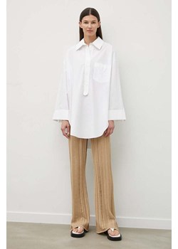 By Malene Birger bluzka bawełniana damska kolor biały gładka ze sklepu ANSWEAR.com w kategorii Koszule damskie - zdjęcie 171160518