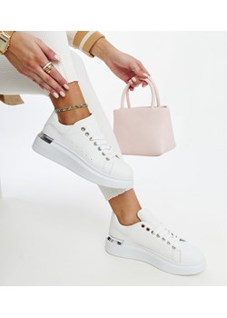Białe buty sportowe Meriana ze sklepu gemre w kategorii Buty sportowe damskie - zdjęcie 171164926