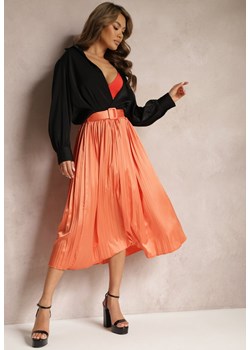 Pomarańczowa Plisowana Spódnica Rozkloszowana z Paskiem z Satyny i Klamerką Abellema ze sklepu Renee odzież w kategorii Spódnice - zdjęcie 171166299