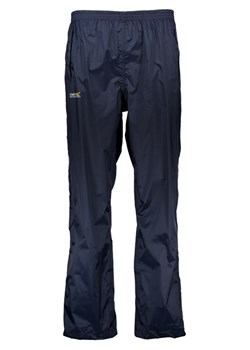 Regatta Spodnie przeciwdeszczowe &quot;Pack It&quot; w kolorze granatowym ze sklepu Limango Polska w kategorii Jeansy męskie - zdjęcie 171167496