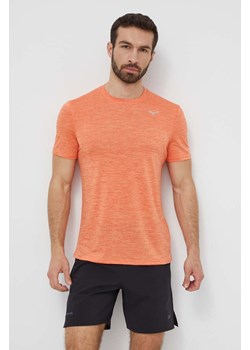 Mizuno t-shirt do biegania Impulse Core kolor pomarańczowy J2GAA519 ze sklepu ANSWEAR.com w kategorii T-shirty męskie - zdjęcie 171172218