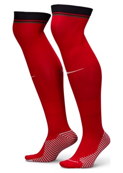 Długie skarpety piłkarskie Nike Dri-FIT Portugalia Strike (wersja domowa) - Czerwony ze sklepu Nike poland w kategorii Skarpetogetry piłkarskie - zdjęcie 171174287