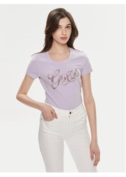 Guess T-Shirt W4GI30 J1314 Fioletowy Slim Fit ze sklepu MODIVO w kategorii Bluzki damskie - zdjęcie 171178158