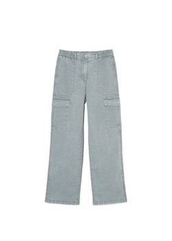 Cropp - Spodnie straight z kieszeniami cargo - szary ze sklepu Cropp w kategorii Spodnie damskie - zdjęcie 171187876