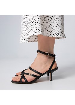 Damskie sandały ze skóry z paseczkami na szpilce czarne ze sklepu WITTCHEN w kategorii Sandały damskie - zdjęcie 171189958
