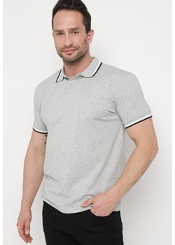 Szara Koszulka o Fasonie Polo z Guzikami Timarie ze sklepu Born2be Odzież w kategorii T-shirty męskie - zdjęcie 171191985