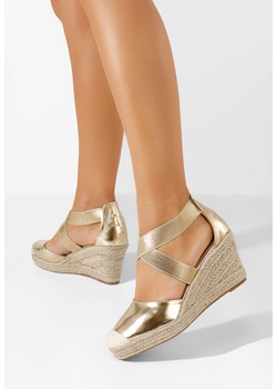Złote sandały na koturnie Rosaria ze sklepu Zapatos w kategorii Espadryle damskie - zdjęcie 171196777
