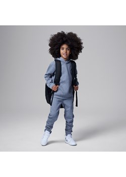 Dwuczęściowy zestaw z bluzą z kapturem dla małych dzieci Jordan MJ Essentials Fleece Pullover Set - Szary ze sklepu Nike poland w kategorii Dresy chłopięce - zdjęcie 171206776