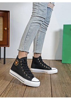 COVANA Sneakersy w kolorze czarnym ze sklepu Limango Polska w kategorii Trampki damskie - zdjęcie 171210469