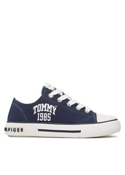 Tommy Hilfiger Trampki Varisty Low Cut Lace-Up Sneaker T3X9-32833-0890 M Granatowy ze sklepu MODIVO w kategorii Trampki dziecięce - zdjęcie 171211468