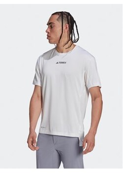 adidas T-Shirt Terrex Multi T-Shirt HM4047 Biały Regular Fit ze sklepu MODIVO w kategorii T-shirty męskie - zdjęcie 171212277