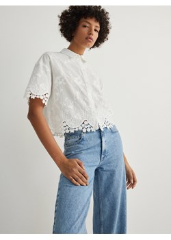 Reserved - Koszula z ażurowym wzorem - biały ze sklepu Reserved w kategorii Koszule damskie - zdjęcie 171219216