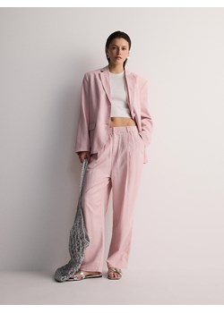 Reserved - Szerokie spodnie z lnem - pastelowy róż ze sklepu Reserved w kategorii Spodnie damskie - zdjęcie 171219237