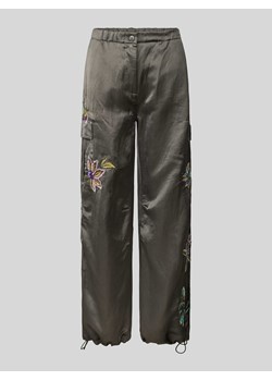 Spodnie o kroju regular fit z kwiatowym haftem model ‘MARGAN’ ze sklepu Peek&Cloppenburg  w kategorii Spodnie damskie - zdjęcie 171224158