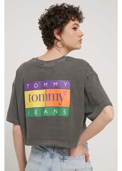 Tommy Jeans t-shirt bawełniany damski kolor szary DW0DW18141 ze sklepu ANSWEAR.com w kategorii Bluzki damskie - zdjęcie 171228459