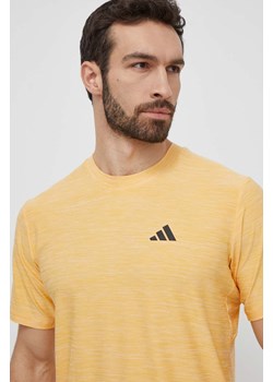 adidas Performance t-shirt treningowy kolor żółty gładki IT5402 ze sklepu ANSWEAR.com w kategorii T-shirty męskie - zdjęcie 171228479