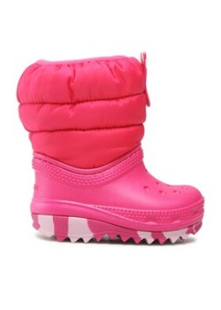Crocs Śniegowce Classic Neo Puff Boot T 207683 Różowy ze sklepu MODIVO w kategorii Buty zimowe dziecięce - zdjęcie 171233945