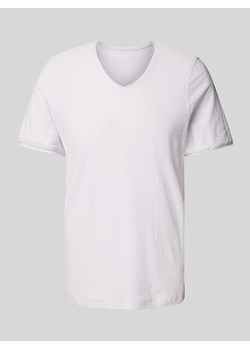 T-shirt z dekoltem w serek ze sklepu Peek&Cloppenburg  w kategorii T-shirty męskie - zdjęcie 171246039