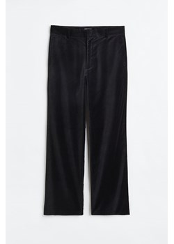 H & M - Welurowe spodnie Regular Fit - Czarny ze sklepu H&M w kategorii Spodnie damskie - zdjęcie 171246408