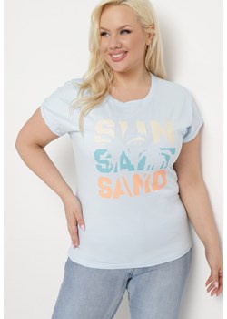 Jasnoniebieska Bluzka T-shirt z Napisem na Przodzie Vanneli ze sklepu Born2be Odzież w kategorii Bluzki damskie - zdjęcie 171259089