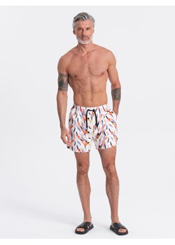 Szorty męskie kąpielówki w kolorowy print - białe V2 OM-SRBS-0140 ze sklepu ombre w kategorii Kąpielówki - zdjęcie 171261147