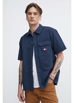 Tommy Jeans koszula bawełniana męska kolor granatowy relaxed z kołnierzykiem klasycznym DM0DM18969 ze sklepu ANSWEAR.com w kategorii Koszule męskie - zdjęcie 171262655