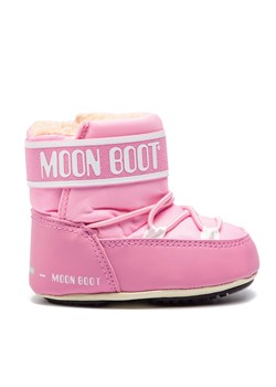 Śniegowce Moon Boot Crib 2 34010200004 Różowy ze sklepu eobuwie.pl w kategorii Buciki niemowlęce - zdjęcie 171265645