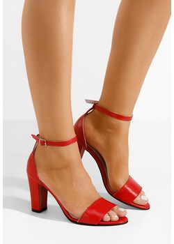 Czerwone sandały na słupku Amais ze sklepu Zapatos w kategorii Sandały damskie - zdjęcie 171280659