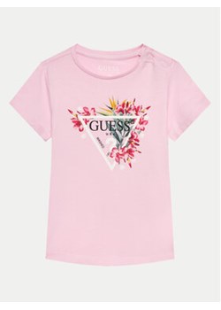 Guess T-Shirt K4GI02 K6YW4 Różowy Regular Fit ze sklepu MODIVO w kategorii Bluzki dziewczęce - zdjęcie 171292766