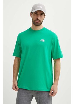 The North Face t-shirt bawełniany Essential męski kolor zielony z aplikacją NF0A87NRPO81 ze sklepu PRM w kategorii T-shirty męskie - zdjęcie 171299178