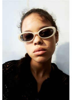 H & M - Owalne okulary przeciwsłoneczne - Beżowy ze sklepu H&M w kategorii Okulary przeciwsłoneczne damskie - zdjęcie 171299286