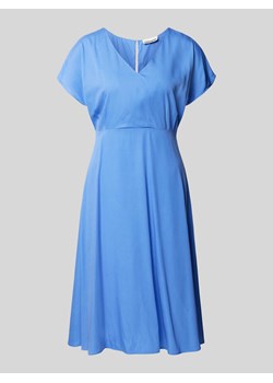 Sukienka midi z dodatkiem wiskozy model ‘AALBINE’ ze sklepu Peek&Cloppenburg  w kategorii Sukienki - zdjęcie 171312435