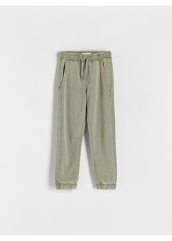 Reserved - Spodnie jogger - zielony ze sklepu Reserved w kategorii Spodnie chłopięce - zdjęcie 171318206
