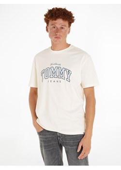 TOMMY JEANS Koszulka w kolorze białym ze sklepu Limango Polska w kategorii T-shirty męskie - zdjęcie 171320539