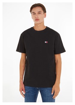 TOMMY JEANS Koszulka w kolorze czarnym ze sklepu Limango Polska w kategorii T-shirty męskie - zdjęcie 171320557