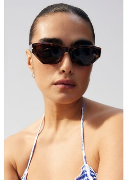 H & M - Okulary przeciwsłoneczne typu „kocie oczy" - Brązowy ze sklepu H&M w kategorii Okulary przeciwsłoneczne damskie - zdjęcie 171337145