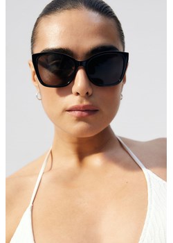 H & M - Okulary przeciwsłoneczne - Czarny ze sklepu H&M w kategorii Okulary przeciwsłoneczne damskie - zdjęcie 171337255