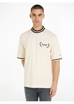 Tommy Hilfiger Koszulka w kolorze kremowym ze sklepu Limango Polska w kategorii T-shirty męskie - zdjęcie 171354319