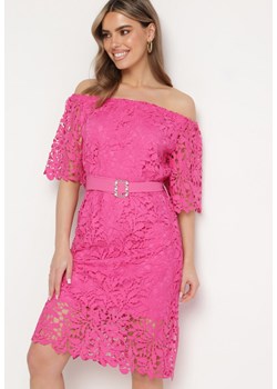 Różowa Sukienka Koronkowa z Gumką przy Dekolcie z Paskiem Inessias ze sklepu Born2be Odzież w kategorii Sukienki - zdjęcie 171359056