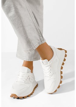Białe sneakersy na platformie Evalina ze sklepu Zapatos w kategorii Buty sportowe damskie - zdjęcie 171363855