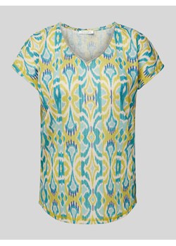 T-shirt ze wzorem na całej powierzchni i dekoltem w serek ze sklepu Peek&Cloppenburg  w kategorii Bluzki damskie - zdjęcie 171364405