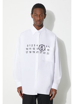 MM6 Maison Margiela koszula bawełniana męska kolor biały relaxed z kołnierzykiem button-down SH0DT0005 ze sklepu PRM w kategorii Koszule męskie - zdjęcie 171374959