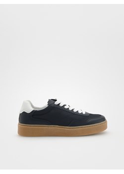 Reserved - Sneakersy na grubej podeszwie - czarny ze sklepu Reserved w kategorii Trampki damskie - zdjęcie 171378328