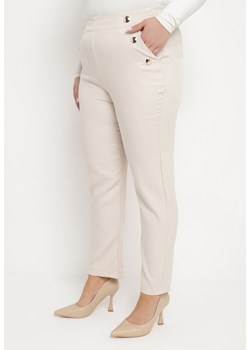 Beżowe Klasyczne Spodnie z Wysoką Talią Ozdobioną Nitami Palmika ze sklepu Born2be Odzież w kategorii Spodnie damskie - zdjęcie 171380709