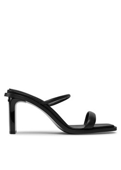 Klapki Calvin Klein Padded Curved Stil Slide 70 HW0HW01992 Czarny ze sklepu eobuwie.pl w kategorii Klapki damskie - zdjęcie 171402119