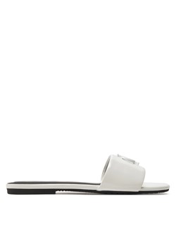 Klapki Calvin Klein Jeans Flat Sandal Slide Mg Met YW0YW01348 Biały ze sklepu eobuwie.pl w kategorii Klapki damskie - zdjęcie 171403325