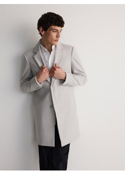 Reserved - Klasyczny płaszcz - jasnoszary ze sklepu Reserved w kategorii Płaszcze męskie - zdjęcie 171425705