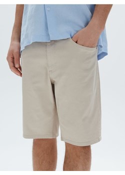Sinsay - Szorty jeansowe regular - zielony ze sklepu Sinsay w kategorii Spodenki męskie - zdjęcie 171434928