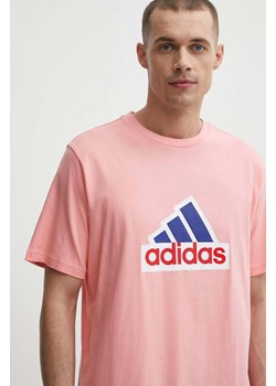 adidas t-shirt bawełniany męski kolor różowy z nadrukiem IS8342 ze sklepu ANSWEAR.com w kategorii T-shirty męskie - zdjęcie 171435877